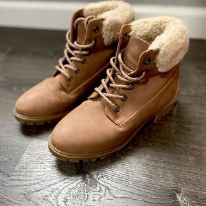 Cute and Warm Madden Girl Size 9 Ankle Boots